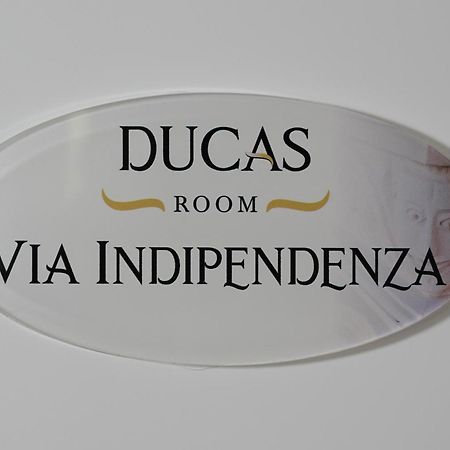 Ducas Rooms And Suite Ласкари Экстерьер фото