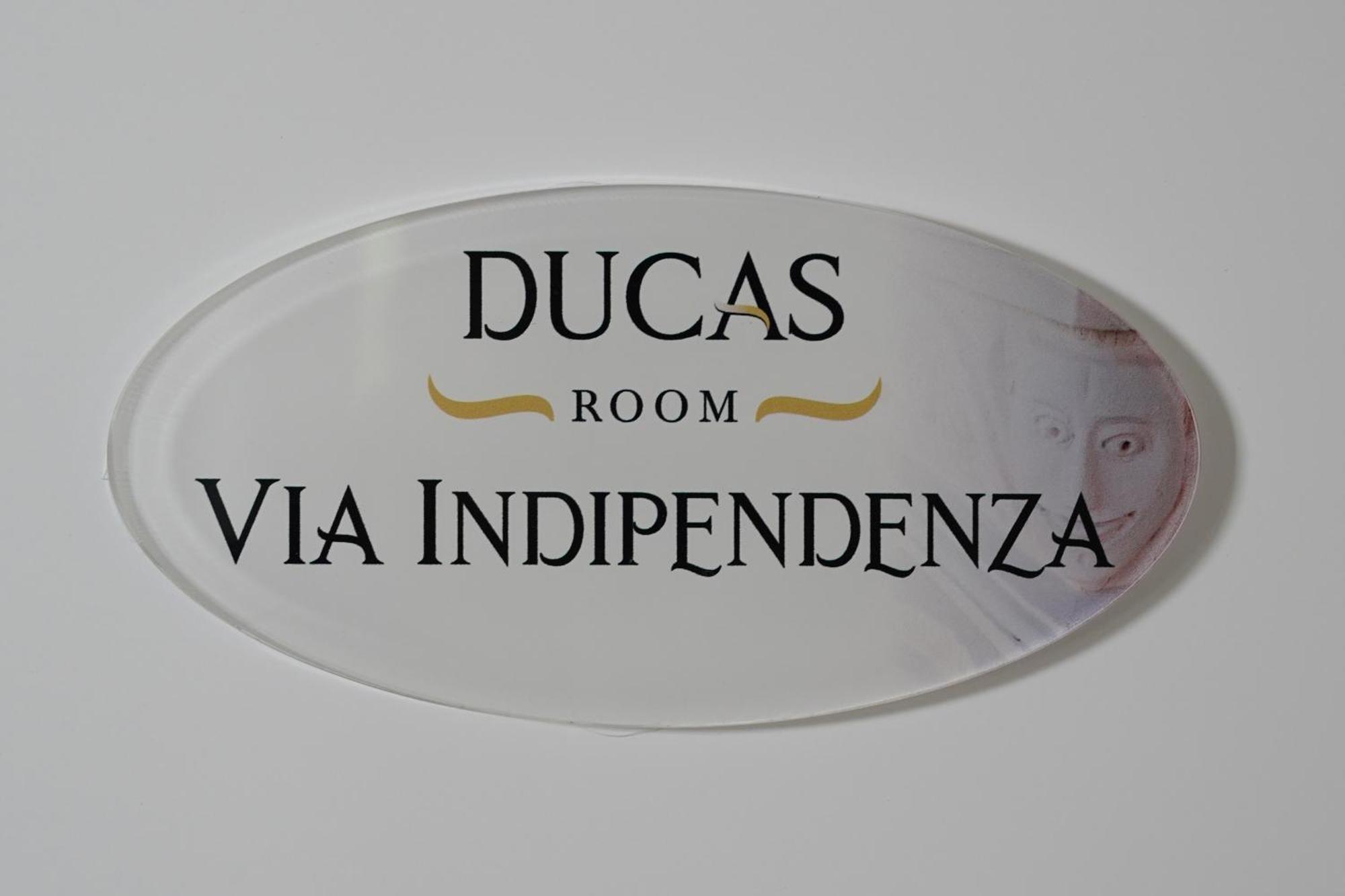 Ducas Rooms And Suite Ласкари Экстерьер фото