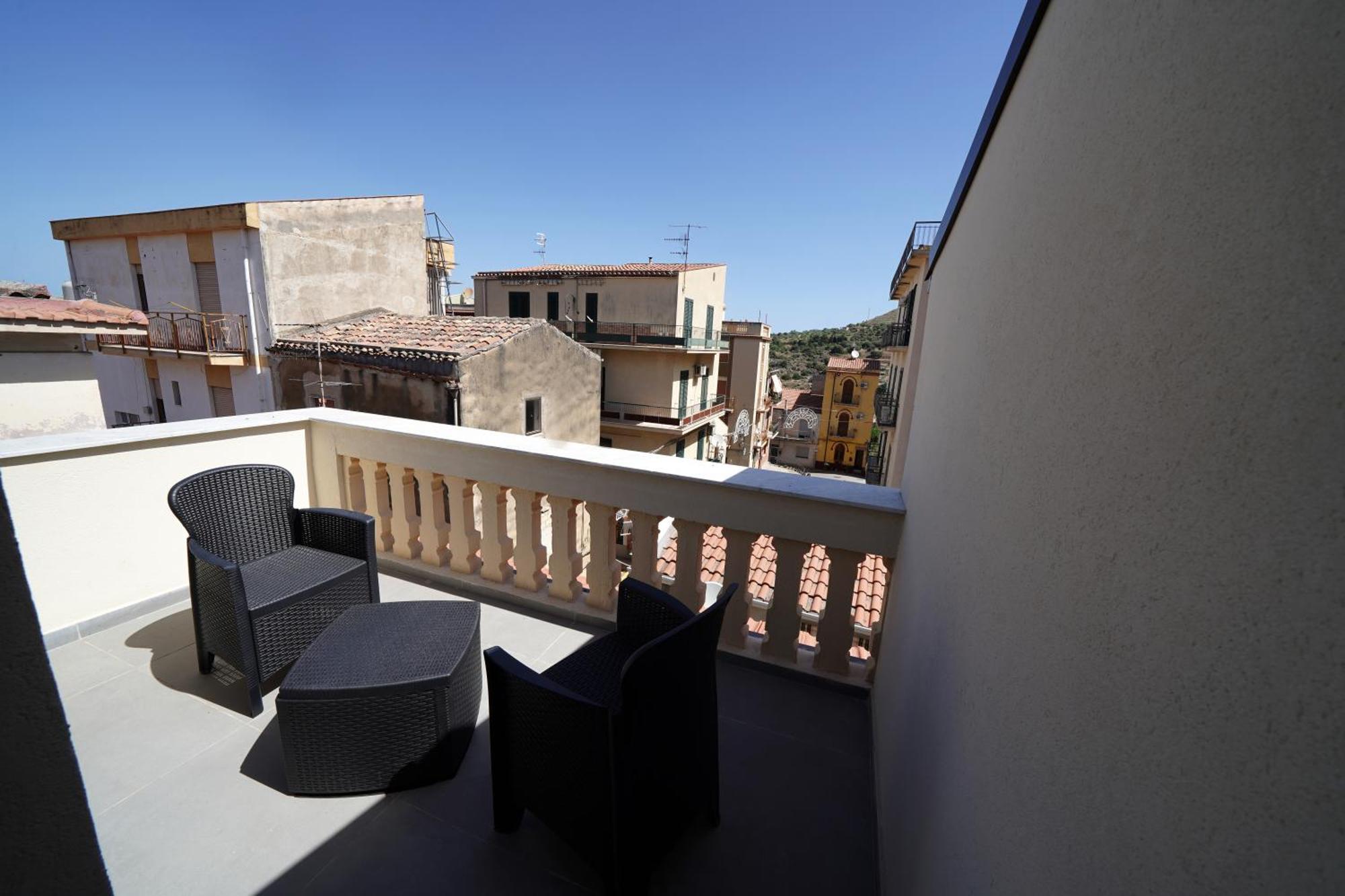 Ducas Rooms And Suite Ласкари Экстерьер фото